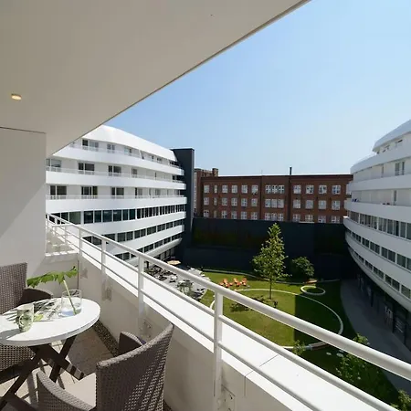 Apartment Empire Ovo