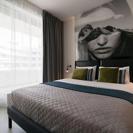 Empire Ovo * Wroclaw