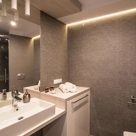 Empire Ovo Apartment Wroclaw